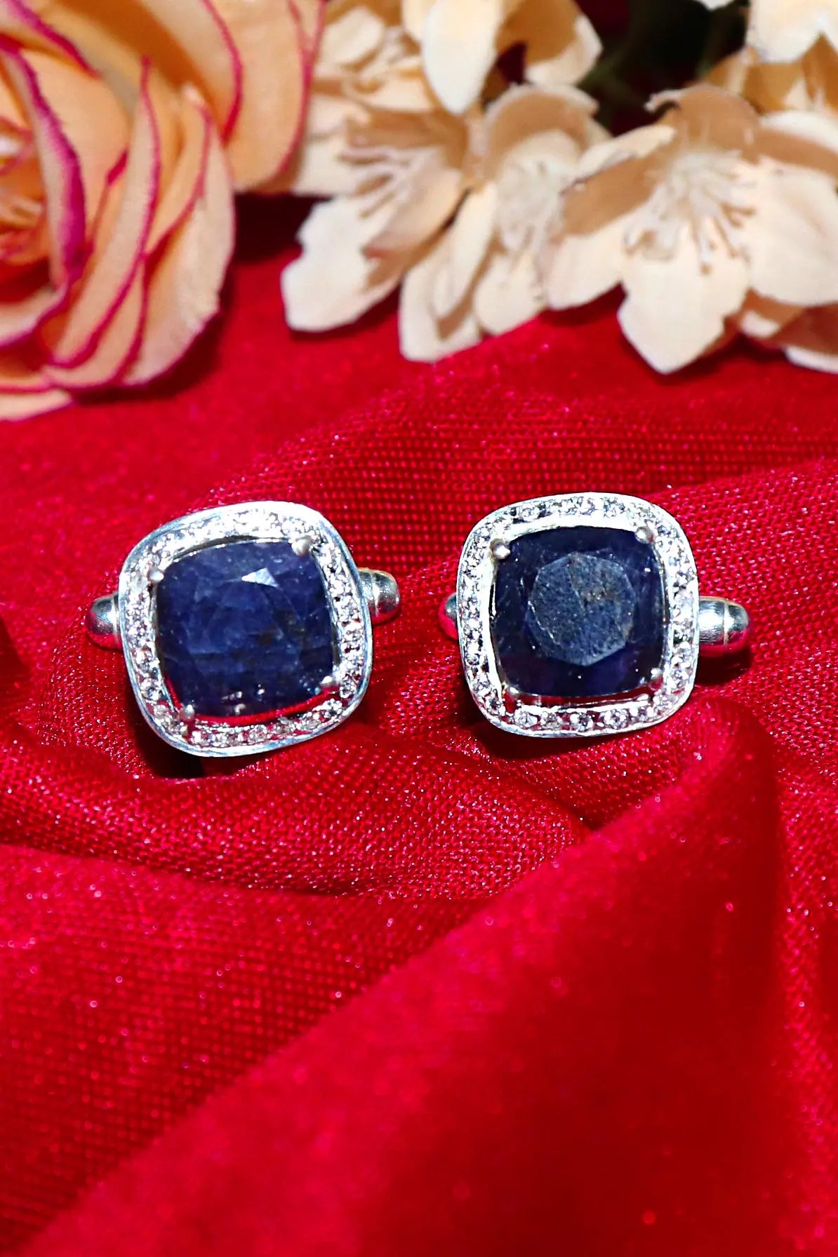 Blue Sapphire with CZ Stanning Fashion cufflinks Jewelry