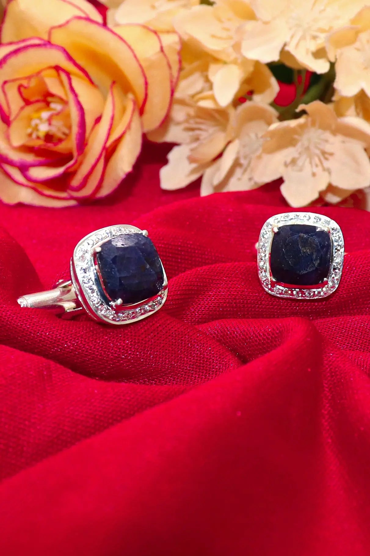 Blue Sapphire with CZ Stanning Fashion cufflinks Jewelry