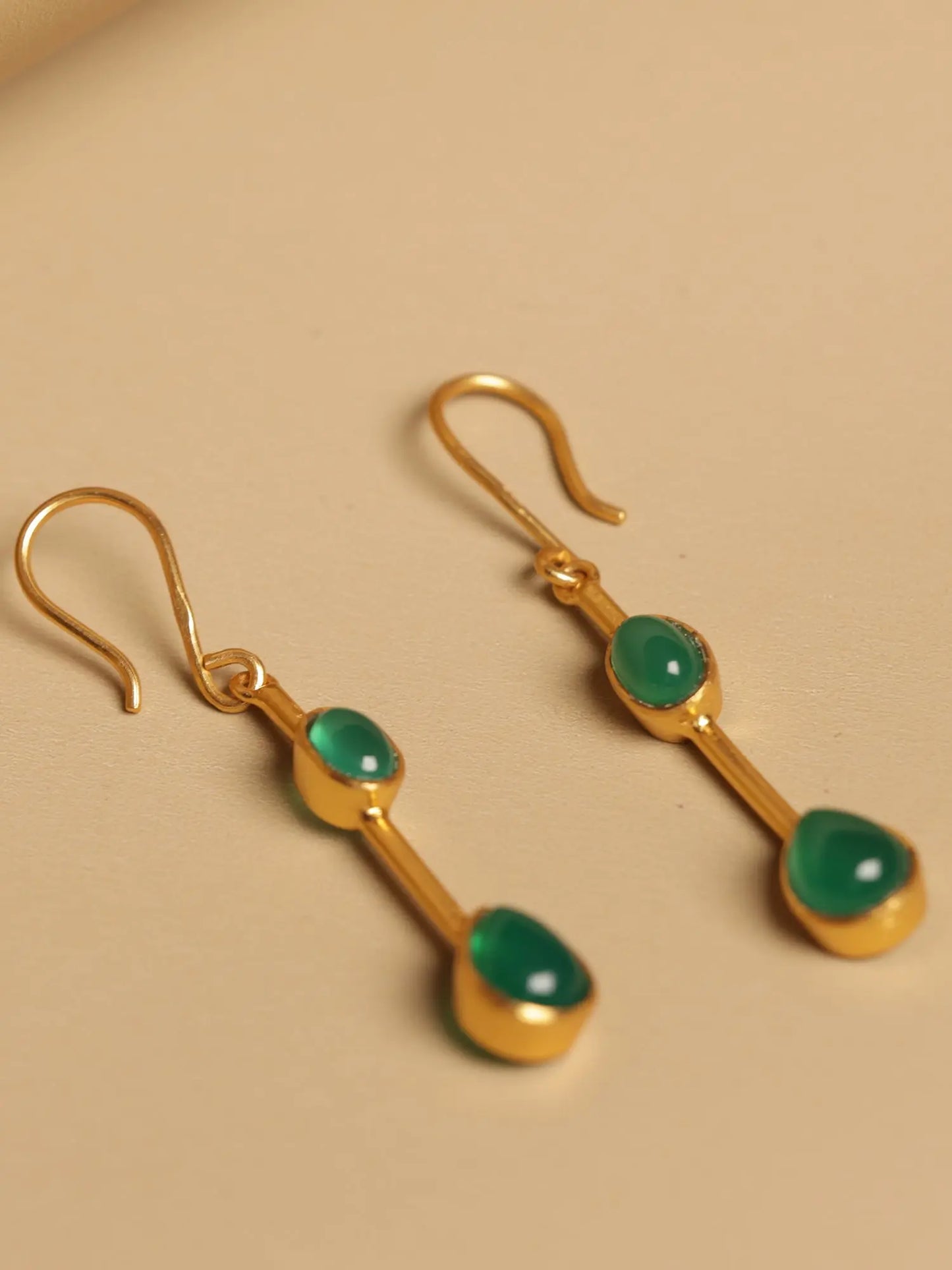 Exquisite Long Green Jade Gold Plated Dangle Hook Earrings Jewelry