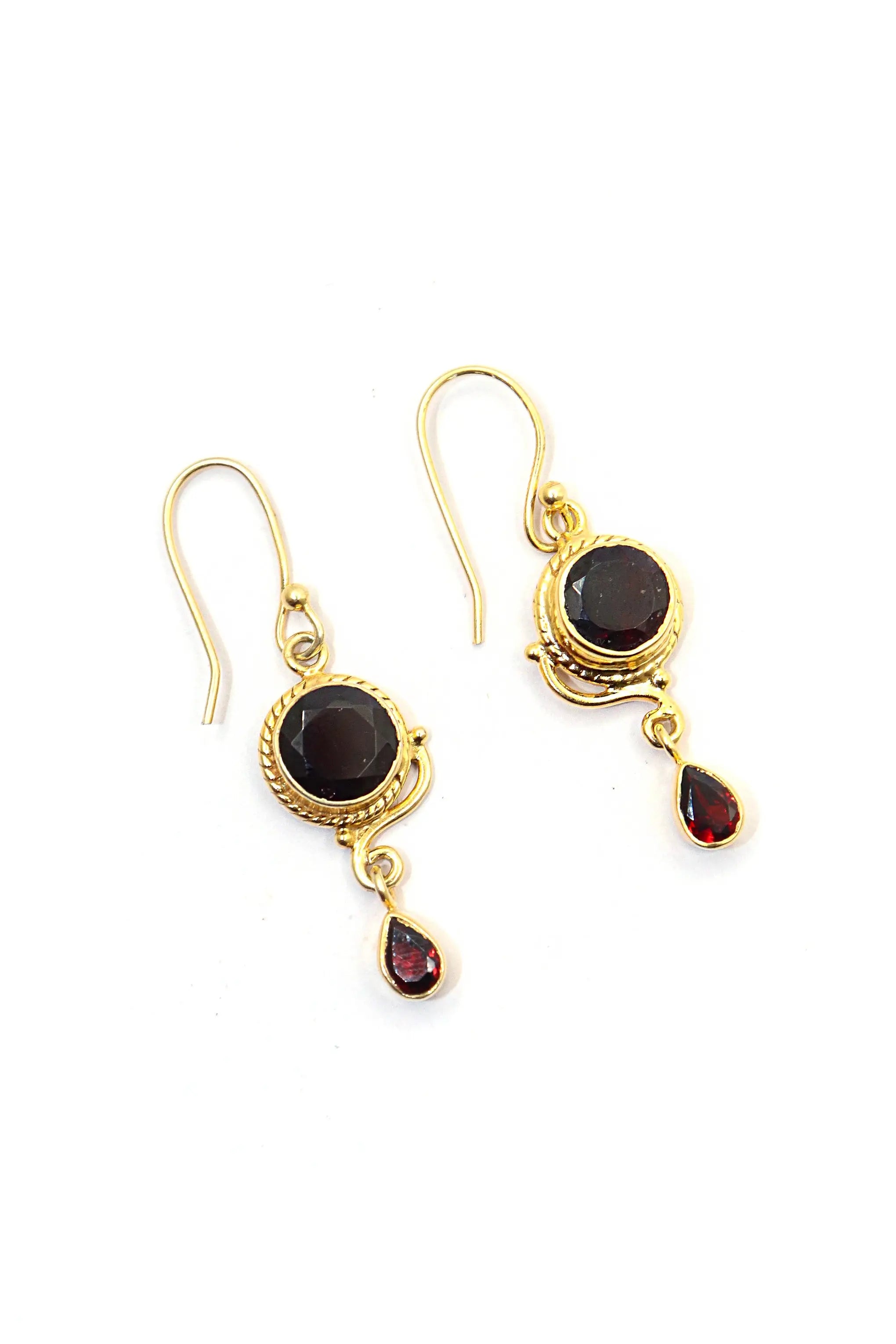 Exquisite Natural Garnet Gemstone Earrings for Every Occasion