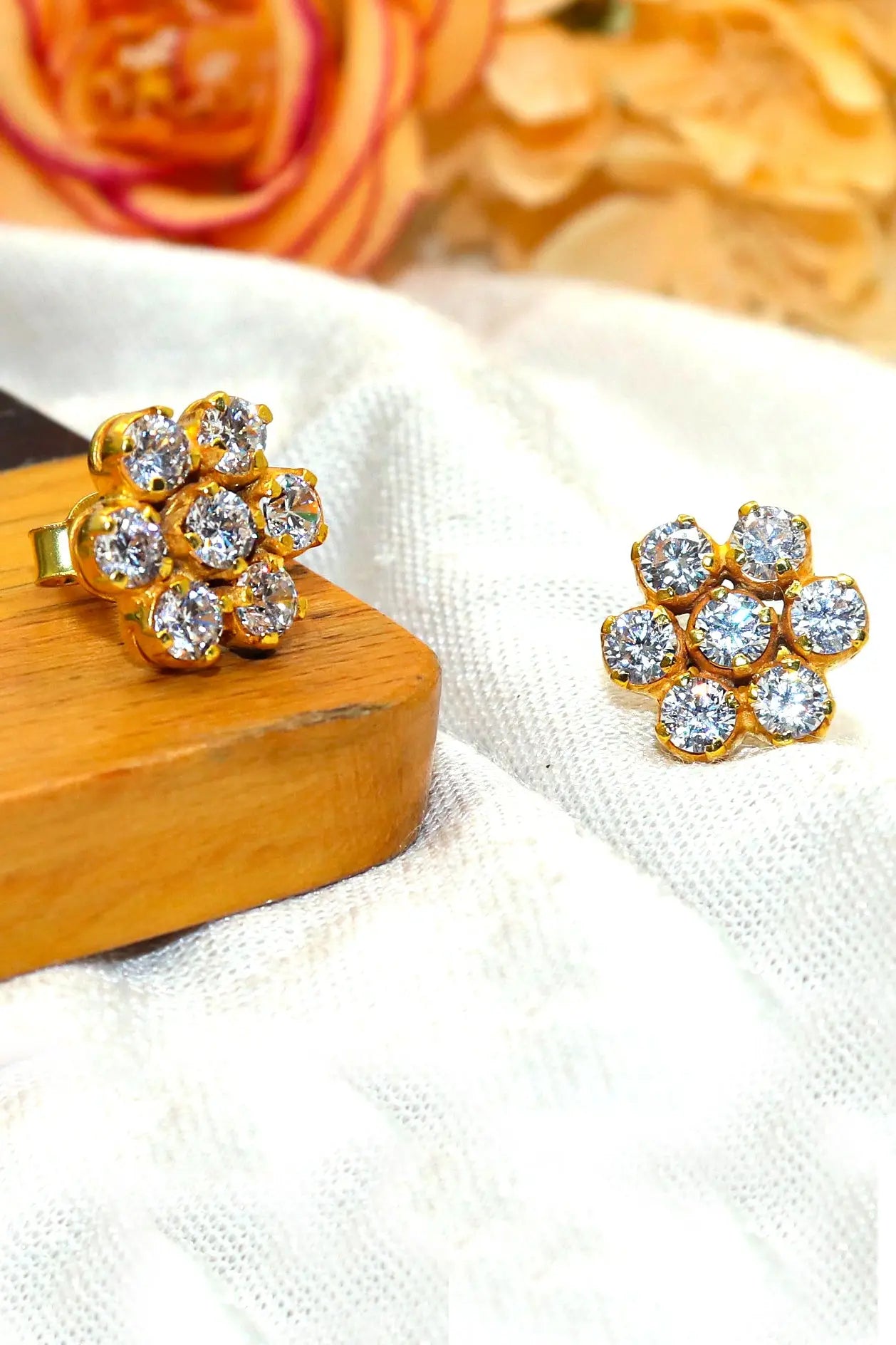 Gold Plated CZ Zircon Dazzling Studs Earring