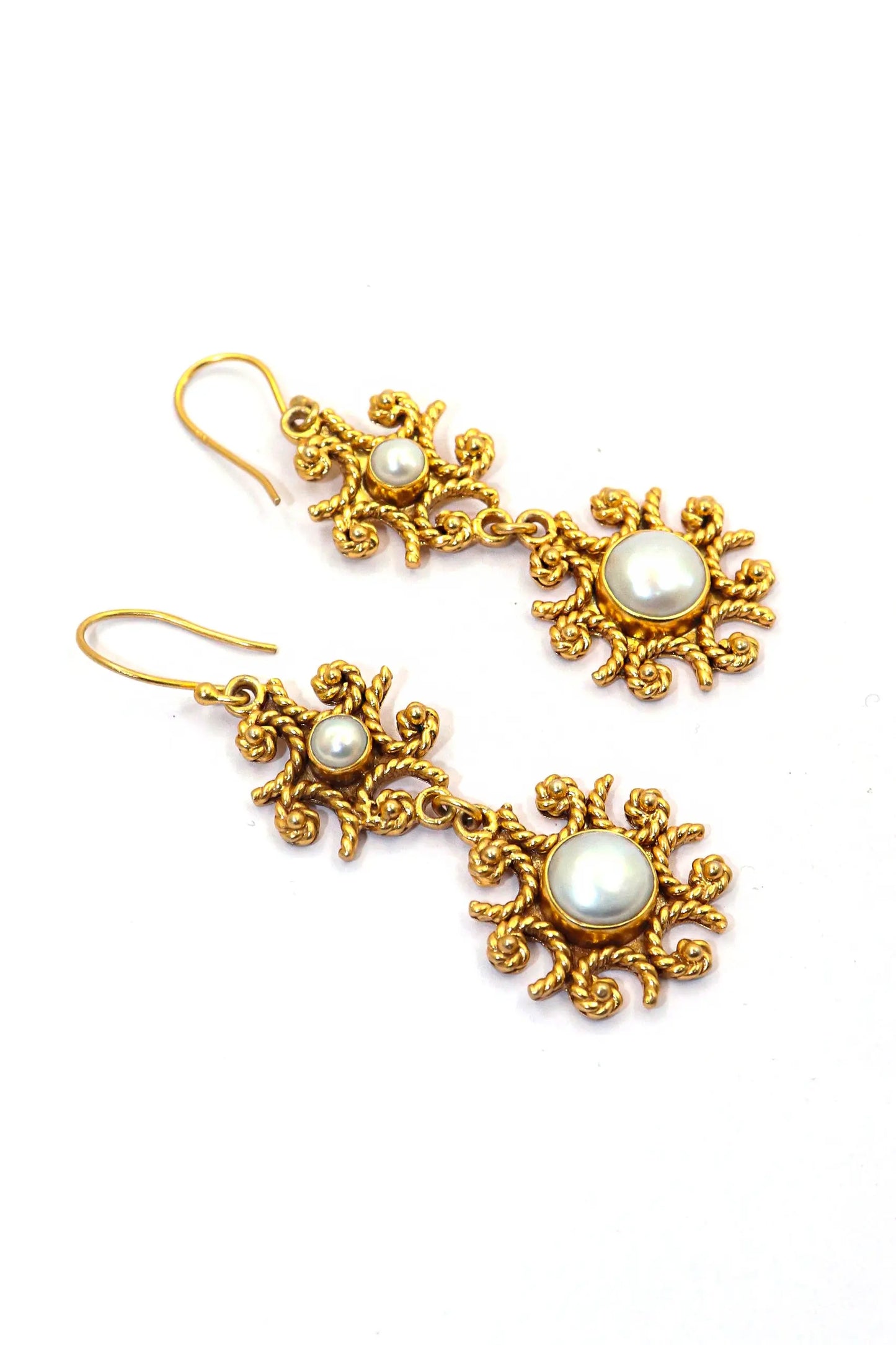 Gold-Plated with Unique Pearl Gemstone Dangle Flower Design Earring Jewelry