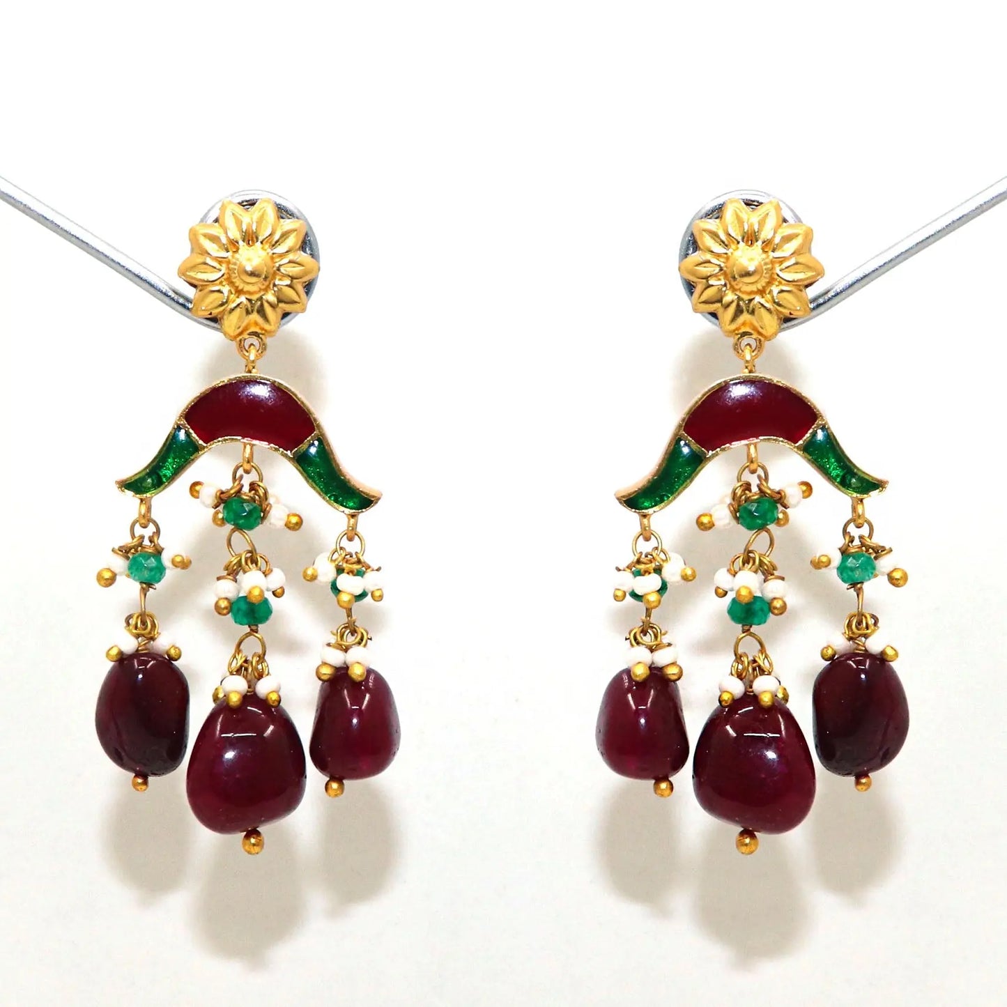 Green And Red Onyx Gemstone with Pearl Enamel Dazzling Earring Jewelry