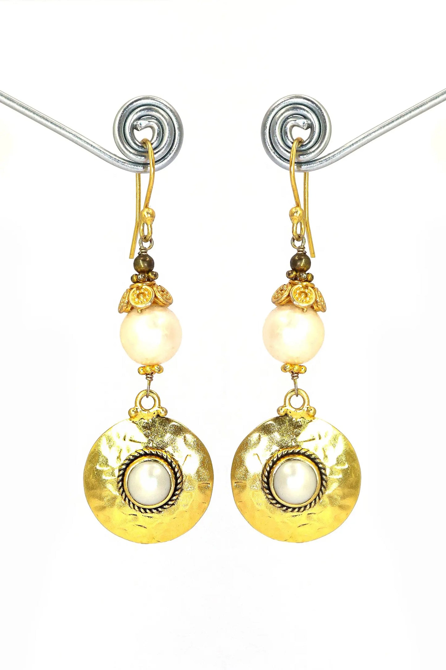 Modern Elegance: Gold-Plated Pearl Gemstone Dangle Earring Jewelry