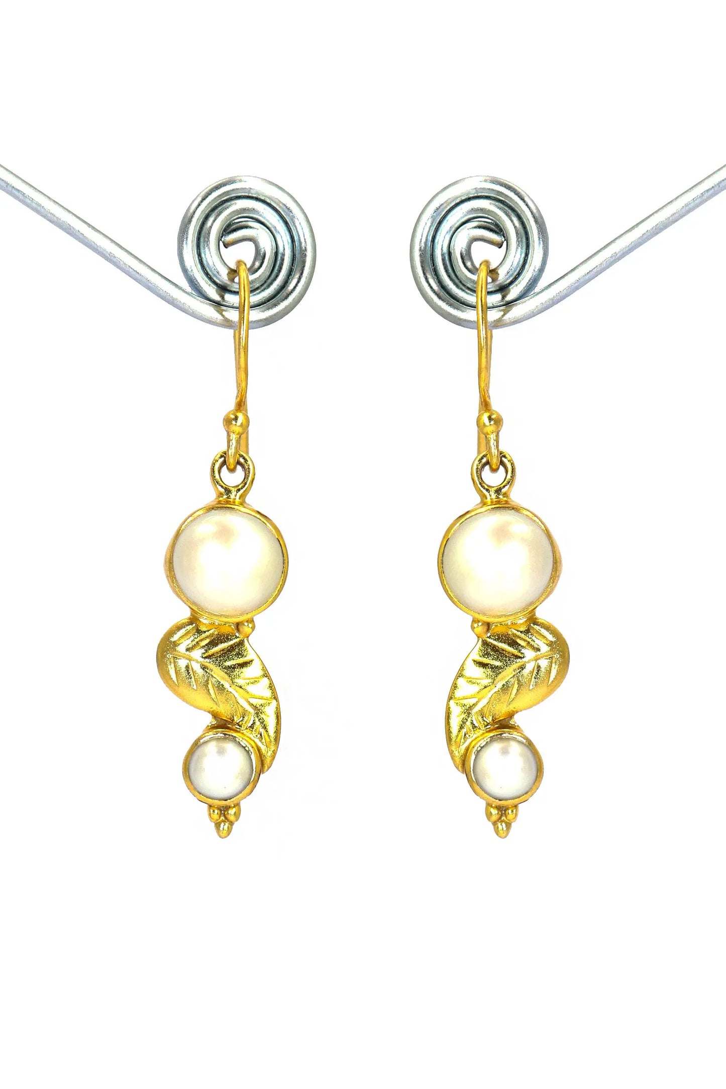 Sparkling Pearl Gemstone Earrings Discover Unique and Stunning Designs